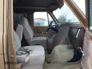 1985 Chevrolet Chevy Van with VIN 1GCEG25F0F7167839, listed as a IAAI auction lot 43534938 with 85,211 mi miles and . Bid and sale history available at DreamBid. Image 5.