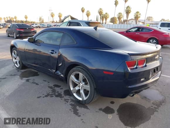 2011 Chevrolet Camaro 2LT with VIN 2G1FC1ED1B9100094, listed as a IAAI auction lot 43517232 with 112,761 mi miles and . Bid and sale history available at DreamBid. Image 3.