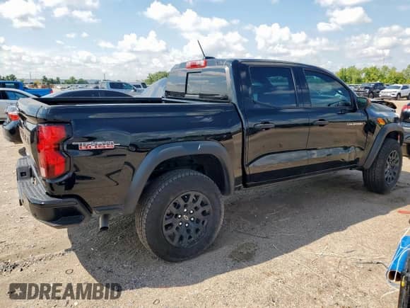 2025 Chevrolet Colorado 4WD Trail Boss с VIN 1GCPTEEKXS1142575, выставлен на аукционе Copart как лот 68530815 с пробегом 615 миль миль и Списание • Salvage title. История ставок и продаж доступна на DreamBid. Изображение 3.