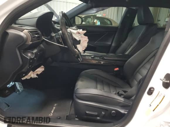 2020 Lexus IS 300 F Sport z VIN JTHGA1D26L5105256, wystawiony jako Copart lot #58562945 z przebiegiem 75 244 mil mil oraz Nie do naprawy • Non repairable. Historia ofert i sprzedaży dostępna na DreamBid. Obrazek 7.