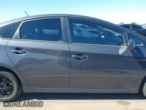2013 Toyota Prius Three с VIN JTDKN3DU5D5679989, выставлен на аукционе IAAI как лот 43486634 с пробегом 108 450 миль миль и . История ставок и продаж доступна на DreamBid. Изображение 14.