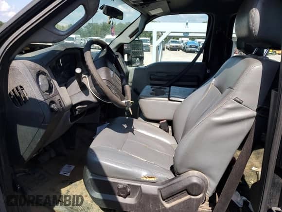 2014 Ford F-250 XL с VIN 1FT7W2A6XEEB36013, выставлен на аукционе Copart как лот 62713075 с пробегом 245 865 миль миль и Списание • Salvage title. История ставок и продаж доступна на DreamBid. Изображение 7.