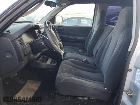 2003 Dodge Dakota с VIN 1D7GG42N53S239701, выставлен на аукционе Copart как лот 46103105 с пробегом Не указан миль и Списание • Salvage title. История ставок и продаж доступна на DreamBid. Изображение 7.