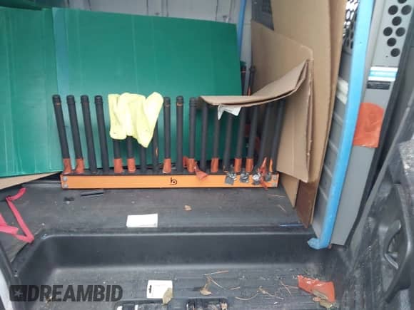 2019 Chevrolet Express Cargo с VIN 1GCWGBFG0K1248106, выставлен на аукционе IAAI как лот 41415517 с пробегом Не указан миль и . История ставок и продаж доступна на DreamBid. Изображение 8.
