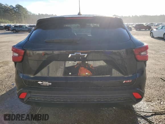 2025 Chevrolet Trax 1RS with VIN KL77LGEP0SC098885, listed as a Copart auction lot 84802314 with 1,367 mi miles and Salvage title. Bid and sale history available at DreamBid. Image 6.
