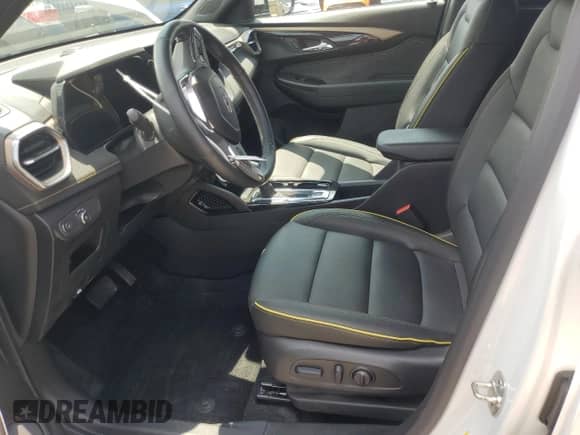 2025 Chevrolet TrailBlazer ACTIV с VIN KL79MVSL8SB005547, выставлен на аукционе Copart как лот 66712895 с пробегом 12 656 миль миль и Списание • Salvage title. История ставок и продаж доступна на DreamBid. Изображение 7.