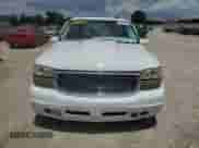 2000 GMC Sierra 1500 SL with VIN 1GTEC14V5YZ231749, listed as a Copart auction lot 65427385 with 98,959 mi miles and Salvage title. Bid and sale history available at DreamBid. Image 5.