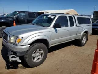 2003 Toyota Tacoma z VIN 5TEWN72N83Z164548, wystawiony jako Copart lot #81345345 z przebiegiem 122 755 mil mil oraz Szkoda całkowita • Salvage title. Historia ofert i sprzedaży dostępna na DreamBid. Obrazek 1.