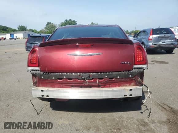 2018 Chrysler 300 S с VIN 2C3CCABG7JH175030, выставлен на аукционе Copart как лот 61795685 с пробегом 38 367 миль миль и Списание • Salvage title. История ставок и продаж доступна на DreamBid. Изображение 6.