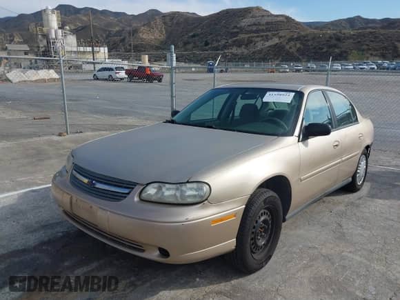 2005 Chevrolet Malibu Classic z VIN 1G1ND52F45M103228, wystawiony jako IAAI lot #41598924 z przebiegiem 141 693 mil mil oraz . Historia ofert i sprzedaży dostępna na DreamBid. Obrazek 2.