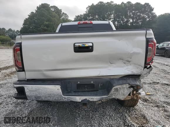 2016 GMC Sierra 1500 SLT z VIN 3GTP1NEC0GG283582, wystawiony jako Copart lot #69298445 z przebiegiem 224 414 mil mil oraz Szkoda całkowita • Salvage title. Historia ofert i sprzedaży dostępna na DreamBid. Obrazek 6.