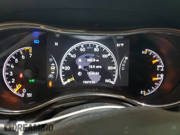 2018 Jeep Grand Cherokee Upland с VIN 1C4RJFAG0JC382467, выставлен на аукционе Copart как лот 66617545 с пробегом 73 970 миль миль и Списание • Salvage title. История ставок и продаж доступна на DreamBid. Изображение 9.