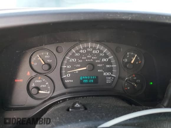 2004 Chevrolet City Express Cargo with VIN 1GAGG25U541194728, listed as a Copart auction lot 83764424 with 199,128 mi miles and Salvage title. Bid and sale history available at DreamBid. Image 9.