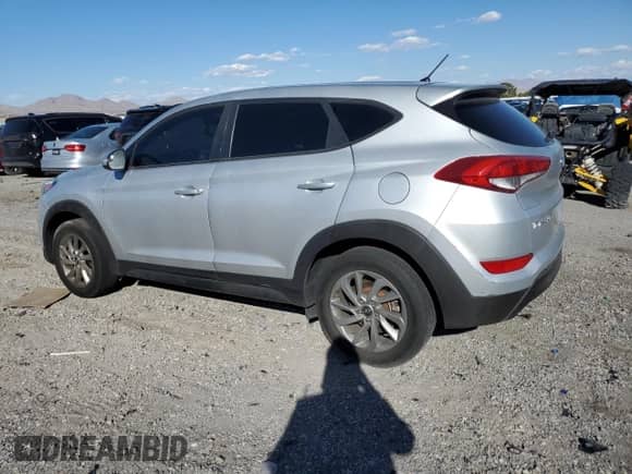 2018 Hyundai Tucson SE с VIN KM8J23A47JU814251, выставлен на аукционе Copart как лот 84902645 с пробегом 134 630 миль миль и Списание • Salvage title. История ставок и продаж доступна на DreamBid. Изображение 2.