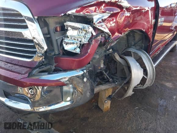 2017 Ram 1500 Big Horn z VIN 1C6RR6LT7HS657939, wystawiony jako IAAI lot #41235870 z przebiegiem 129 016 mil mil oraz . Historia ofert i sprzedaży dostępna na DreamBid. Obrazek 6.