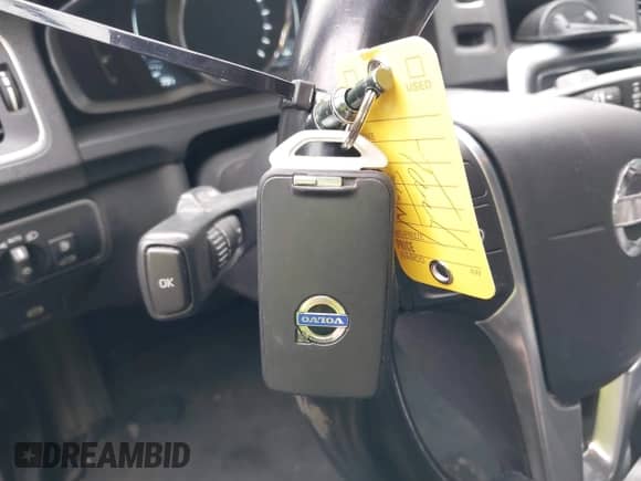 2015 Volvo S60 T5 Premier с VIN YV1612TK8F1334127, выставлен на аукционе IAAI как лот 42887031 с пробегом 101 981 миль миль и . История ставок и продаж доступна на DreamBid. Изображение 11.