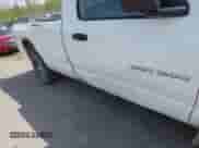 2002 Dodge 1500 z VIN 1D7HA16N52J230340, wystawiony jako IAAI lot #42134486 z przebiegiem 203 478 mil mil oraz . Historia ofert i sprzedaży dostępna na DreamBid. Obrazek 6.