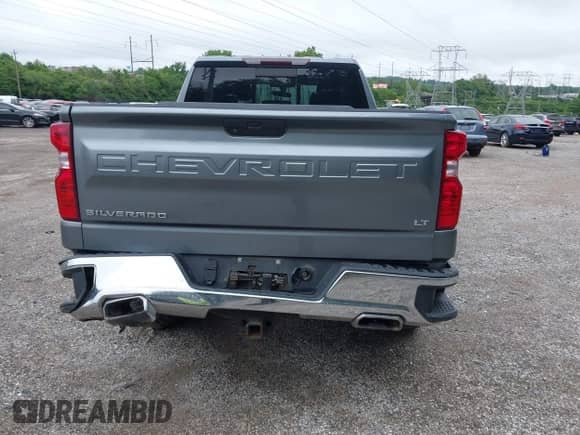 2019 Chevrolet Silverado 1500 LT with VIN 1GCUYDED9KZ185337, listed as a IAAI auction lot 42456750 with 120,402 mi miles and . Bid and sale history available at DreamBid. Image 17.