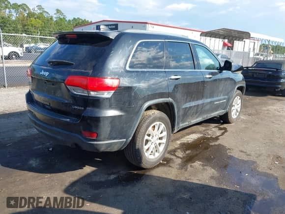 2016 Jeep Grand Cherokee Laredo z VIN 1C4RJFAG9GC496525, wystawiony jako IAAI lot #43304670 z przebiegiem 139 368 mil mil oraz . Historia ofert i sprzedaży dostępna na DreamBid. Obrazek 4.