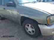2003 Chevrolet TrailBlazer LS с VIN 1GNDS13S332269561, выставлен на аукционе IAAI как лот 42660881 с пробегом 295 819 миль миль и . История ставок и продаж доступна на DreamBid. Изображение 6.
