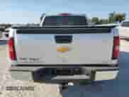 2012 Chevrolet Silverado 1500 LS z VIN 3GCPCREA2CG161784, wystawiony jako Copart lot #68204005 z przebiegiem Nie podano mil oraz Szkoda całkowita • Salvage title. Historia ofert i sprzedaży dostępna na DreamBid. Obrazek 6.
