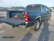 2006 Chevrolet Silverado 1500 LT2 z VIN 2GCEC13Z761347531, wystawiony jako IAAI lot #42121593 z przebiegiem 344 438 mil mil oraz . Historia ofert i sprzedaży dostępna na DreamBid. Obrazek 18.