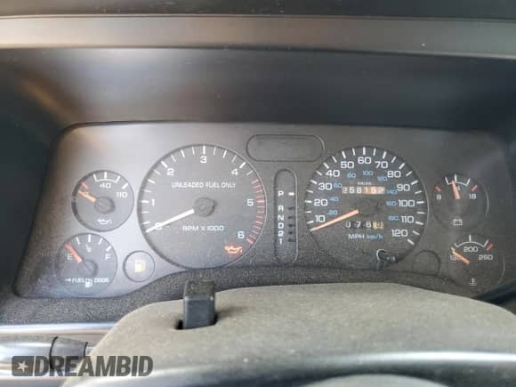 1996 Dodge RAM with VIN 3B7KC23W5TM190309, listed as a Copart auction lot 52730595 with 258,152 mi miles and Salvage title. Bid and sale history available at DreamBid. Image 9.
