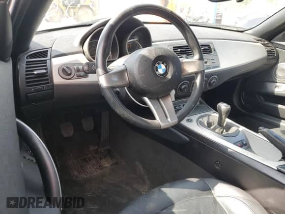 2003 BMW Z4 2.5i z VIN 4USBT33453LR61738, wystawiony jako Copart lot #80676185 z przebiegiem 95 107 mil mil oraz Szkoda całkowita • Salvage title. Historia ofert i sprzedaży dostępna na DreamBid. Obrazek 8.