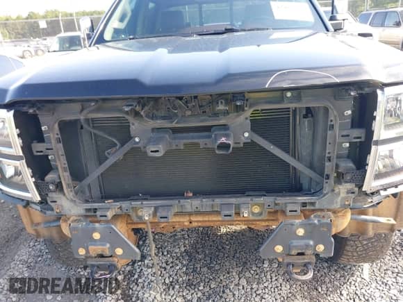 2014 Chevrolet Silverado 1500 High Country with VIN 3GCUKTEC7EG272127, listed as a IAAI auction lot 42465267 with 190,924 mi miles and . Bid and sale history available at DreamBid. Image 6.
