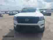 2024 Nissan Frontier S z VIN 1N6ED1CL0RN645654, wystawiony jako IAAI lot #42307069 z przebiegiem 34 356 mil mil oraz . Historia ofert i sprzedaży dostępna na DreamBid. Obrazek 12.