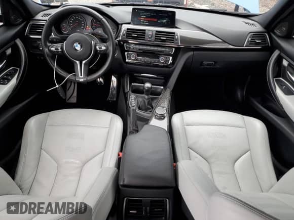 2016 BMW M3 с VIN WBS8M9C54G5E68163, выставлен на аукционе Copart как лот 67104665 с пробегом 59 232 миль миль и Списание • Salvage title. История ставок и продаж доступна на DreamBid. Изображение 8.