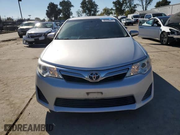 2014 Toyota Camry LE with VIN 4T1BF1FK6EU377837, listed as a Copart auction lot 82456005 with 138,511 mi miles and Salvage title. Bid and sale history available at DreamBid. Image 5.