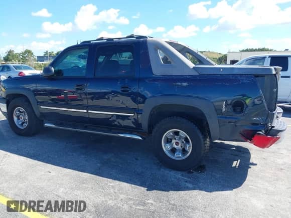 2005 Chevrolet Avalanche Z66 с VIN 3GNEC12Z05G283587, выставлен на аукционе IAAI как лот 43329546 с пробегом Не указан миль и . История ставок и продаж доступна на DreamBid. Изображение 6.