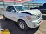 2006 Toyota Tundra SR5 с VIN 5TBDT44106S554348, выставлен на аукционе Copart как лот 81677095 с пробегом 205 293 миль миль и Списание • Salvage title. История ставок и продаж доступна на DreamBid. Изображение 4.