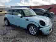 2013 MINI Hardtop with VIN WMWSU3C54DT686776, listed as a Copart auction lot 84417085 with Not provided miles and Salvage title. Bid and sale history available at DreamBid. Image 4.