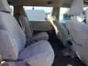 2019 Toyota Sienna LE с VIN 5TDJZ3DC1KS220862, выставлен на аукционе Copart как лот 42647705 с пробегом 98 778 миль миль и Списание • Salvage title. История ставок и продаж доступна на DreamBid. Изображение 12.