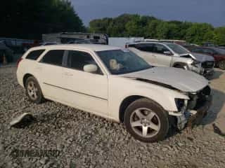 2008 Dodge Magnum SXT с VIN 2D4FV37V68H242364, выставлен на аукционе Copart как лот 67796624 с пробегом 232 497 миль миль и Списание • Salvage title. История ставок и продаж доступна на DreamBid. Изображение 4.