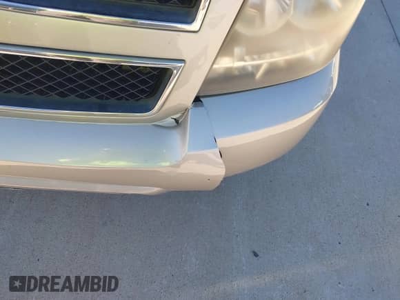 2007 Chevrolet Suburban LT with VIN 3GNFC16057G186159, listed as a IAAI auction lot 43593265 with 166,801 mi miles and . Bid and sale history available at DreamBid. Image 13.