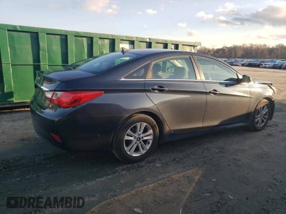 2014 Hyundai Sonata GLS z VIN 5NPEB4AC8EH844104, wystawiony jako Copart lot #81239044 z przebiegiem 109 600 mil mil oraz Szkoda całkowita • Salvage title. Historia ofert i sprzedaży dostępna na DreamBid. Obrazek 3.