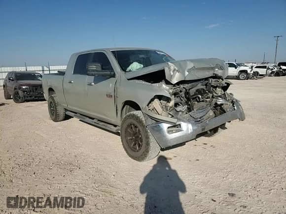 2010 Dodge 2500 SLT with VIN 3D7UT2HL1AG143237, listed as a Copart auction lot 75601794 with 258,176 mi miles and Salvage title. Bid and sale history available at DreamBid. Image 10.