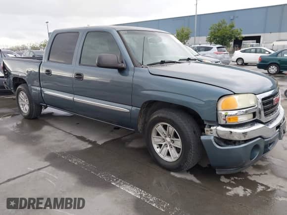 2006 GMC Sierra 1500 SL z VIN 2GTEC13V161241783, wystawiony jako IAAI lot #41910830 z przebiegiem 399 955 mil mil oraz . Historia ofert i sprzedaży dostępna na DreamBid. Obrazek 1.