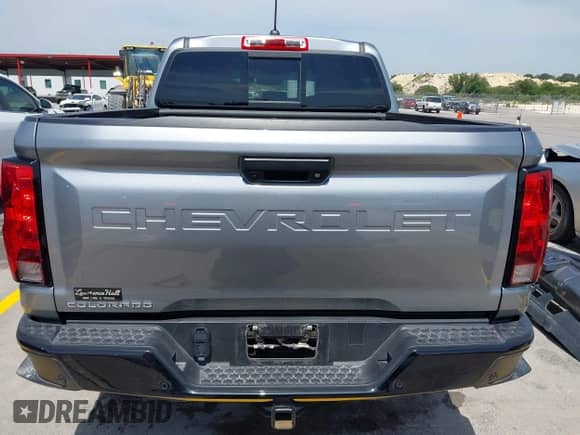 2024 Chevrolet Colorado 4WD Trail Boss с VIN 1GCPTEEK1R1315989, выставлен на аукционе IAAI как лот 42247613 с пробегом 11 800 миль миль и . История ставок и продаж доступна на DreamBid. Изображение 17.