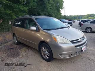 2005 Toyota Sienna XLE z VIN 5TDBA22C95S043524, wystawiony jako IAAI lot #42840051 z przebiegiem 216 621 mil mil oraz . Historia ofert i sprzedaży dostępna na DreamBid. Obrazek 1.