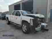 2011 Chevrolet Silverado 2500HD LTZ z VIN 1GC1KYE81BF229752, wystawiony jako Copart lot #80167205 z przebiegiem 175 048 mil mil oraz Szkoda całkowita • Salvage title. Historia ofert i sprzedaży dostępna na DreamBid. Obrazek 4.