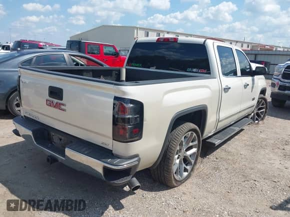 2014 GMC Sierra 1500 SLT с VIN 3GTP1VEC0EG537725, выставлен на аукционе IAAI как лот 40276442 с пробегом 117 386 миль миль и . История ставок и продаж доступна на DreamBid. Изображение 4.