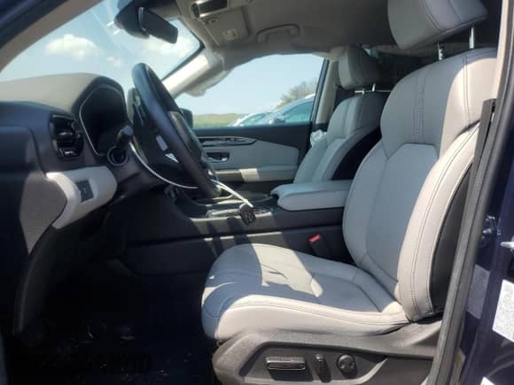 2024 Honda Pilot EX-L с VIN 5FNYG1H41RB047807, выставлен на аукционе Copart как лот 63073405 с пробегом 16 560 миль миль и Списание • Salvage title. История ставок и продаж доступна на DreamBid. Изображение 7.