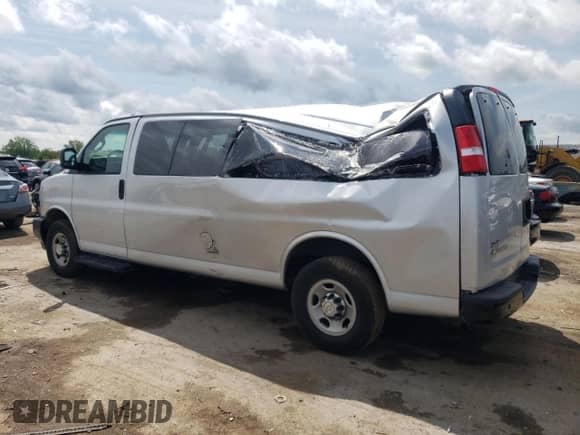 2020 Chevrolet Express Passenger LS с VIN 1GAZGNFP7L1261010, выставлен на аукционе Copart как лот 64684784 с пробегом 73 934 миль миль и Списание • Salvage title. История ставок и продаж доступна на DreamBid. Изображение 2.