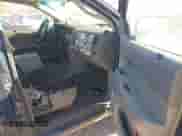 2004 Dodge Durango SLT z VIN 1D4HD48D84F113612, wystawiony jako IAAI lot #43549914 z przebiegiem 250 457 mil mil oraz . Historia ofert i sprzedaży dostępna na DreamBid. Obrazek 5.