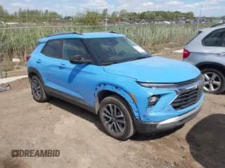 2024 Chevrolet TrailBlazer LT с VIN KL79MRSL8RB184531, выставлен на аукционе IAAI как лот 43147942 с пробегом 41 912 миль миль и . История ставок и продаж доступна на DreamBid. Изображение 1.