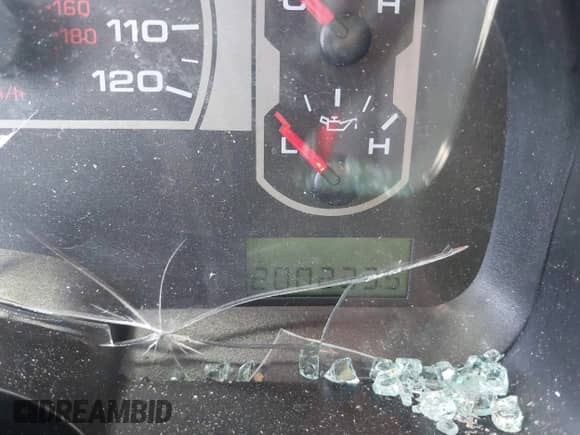 2008 Ford F-150 XLT z VIN 1FTPW14578FA91947, wystawiony jako IAAI lot #42784183 z przebiegiem 200 233 mil mil oraz . Historia ofert i sprzedaży dostępna na DreamBid. Obrazek 15.